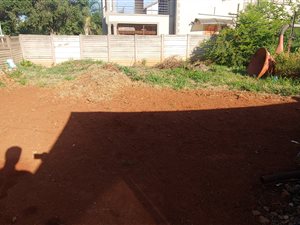240 m² Land available in The Orchards