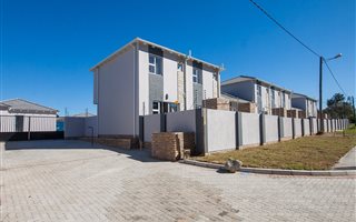 2 Bedroom Apartment in Overbaakens