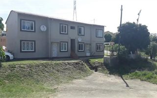2 Bedroom Apartment in Forest Haven