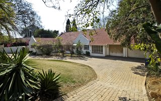 3 Bedroom House in Hurlingham Gardens