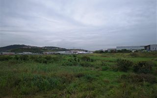 2025 m² Land available in Newlands West