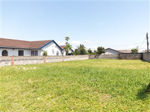 480 m² Land available in Brackenham