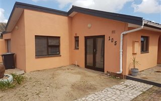 5 Bedroom House in Peerless Park