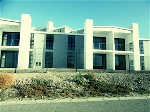 2 Bed Apartment in Island View