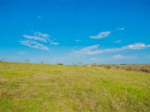 1063 m² Land available in Kingswood Golf Estate