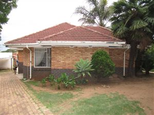 5 Bed House in Cheltondale