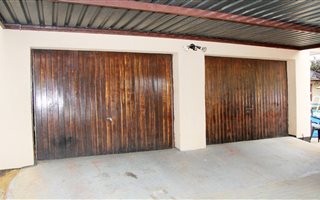 3 Bedroom House in Helikon Park