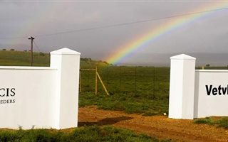 3792 ha Farm in Uniondale