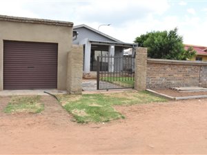 3 Bed House in Diepkloof