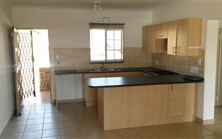 3 Bedroom Townhouse in Strubens Valley
