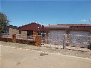 2 Bed House in Katlehong