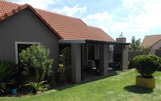 3 Bedroom House in Brooklands