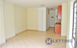 Studio Apartment in Hazeldean (Silverlakes Surroundings)