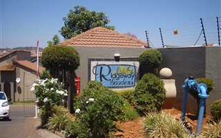 4 Bedroom Cluster in Mondeor