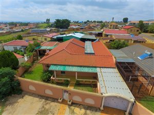 4 Bed House in Lenasia