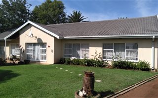3 Bedroom House in Highbury