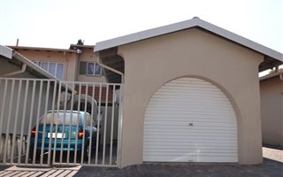 3 Bedroom Townhouse in Malanshof