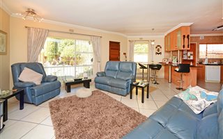 3 Bedroom Townhouse in Farrarmere