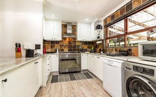 3 Bedroom House in Klein Nederburg