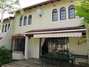 3 Bed Duplex in Uvongo