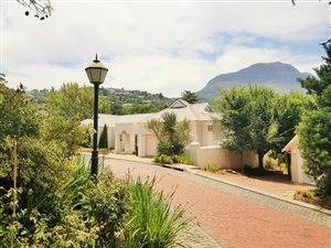 3 Bedroom House in Montclair