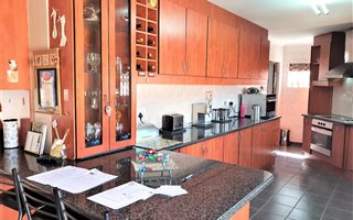 3 Bedroom Simplex in Kenmare