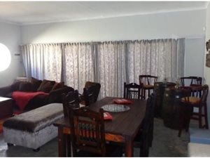 4 Bed Duet in Universitas
