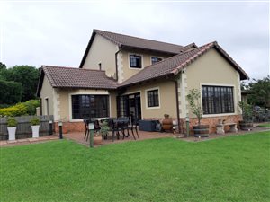 3 Bed Townhouse in Clifton Hill Estate