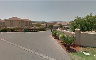 3 Bedroom Apartment in Willowbrook