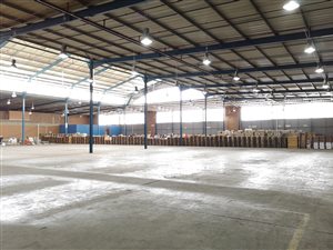 8350 m² Industrial space in Crown City