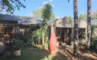 4 Bedroom House in Pierre van Ryneveld