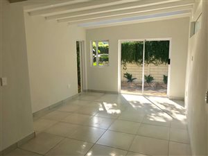 1 Bed Garden Cottage in Parktown North