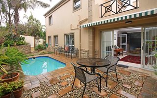 3 Bedroom Townhouse in Van Riebeeckshof