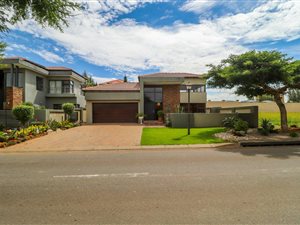 3 Bed House in La Como Lifestyle Estate