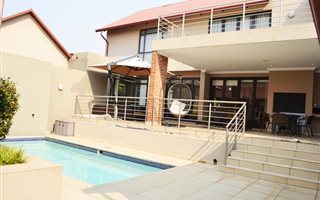 4 Bedroom House in Southdowns Estate