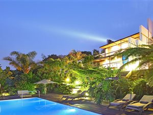 900 m² Commercial space in Trafalgar