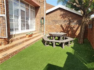 3 Bed Townhouse in Hennopspark