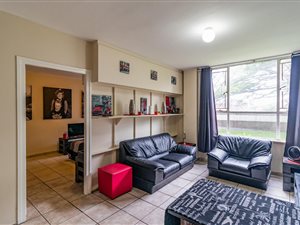 1.5 Bed Apartment in Ashley