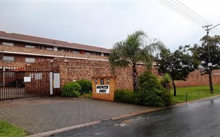 2 Bedroom Townhouse in Germiston Central