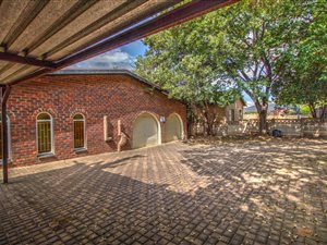 3 Bed House in Birchleigh