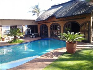 3 Bed House in Clayville East