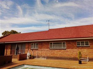 3 Bed House in Rowhill