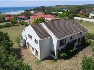 3 Bedroom House in Cintsa