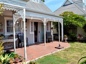 4 Bed House in Greenways Golf Estate