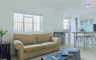 2 Bedroom House in Woodstock