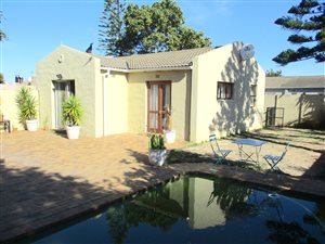 2 Bedroom House in Edgemead