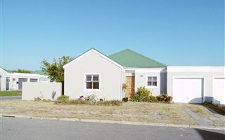 3 Bedroom House in Vredelust