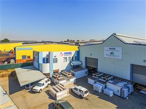 3600 m² Industrial space in Spartan