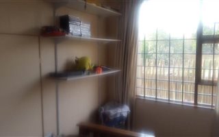 3 Bedroom Cluster in Marais Steyn Park