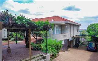 4 Bedroom House in Observatory